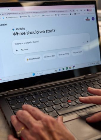 3 in 4 teachers back screen time limits in schools: Gallup poll