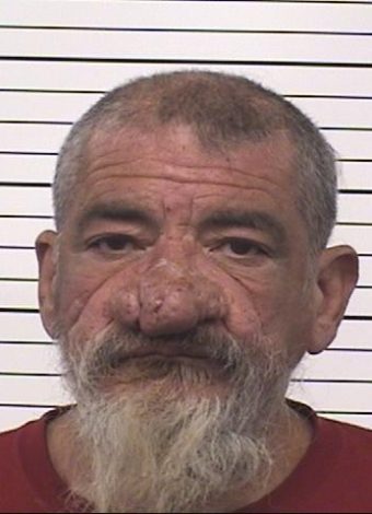 Albuquerque stabbing suspect released despite violence risk