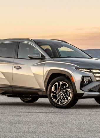 Edmunds: RAV4 plug-in hybrid beats Tucson on electric range