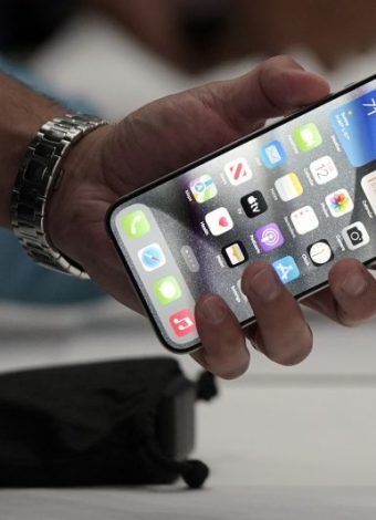 iOS 27 update may temporarily drain iPhone battery, Apple says