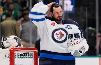 Jets suspend Hellebuyck after goalie’s trade request