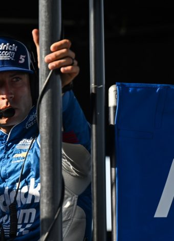 Larson heads to Bristol nine points back after snapping 51-race drought