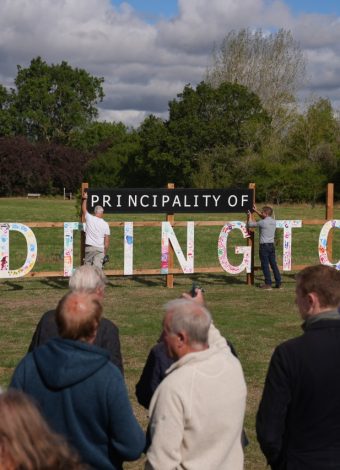 Piddington declares independence in protest over migrant housing