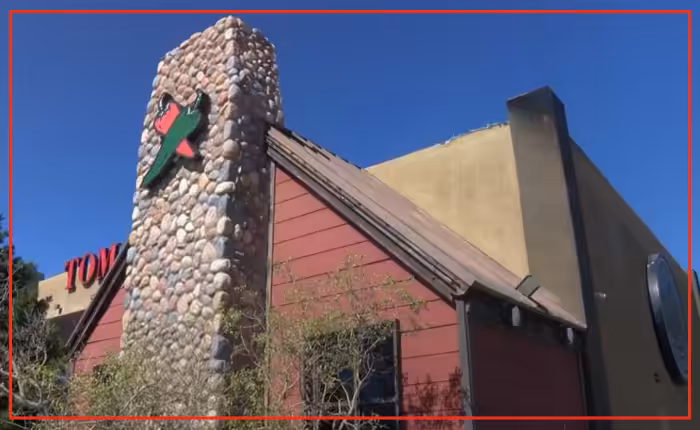 Albuquerque businesses support Tomasita’s workers after fire shuts restaurant