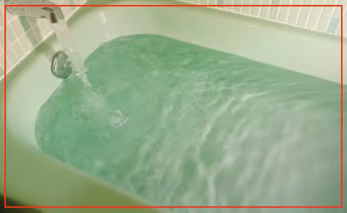 Emergency guides advise filling bathtubs with water ahead of hurricanes