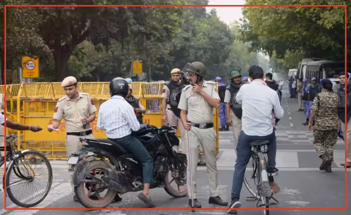 Police detain thousands of youth protesters across New Delhi crackdown